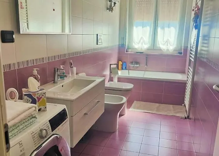דירה Rebecca House *